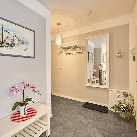 - Lissa Apartment *
